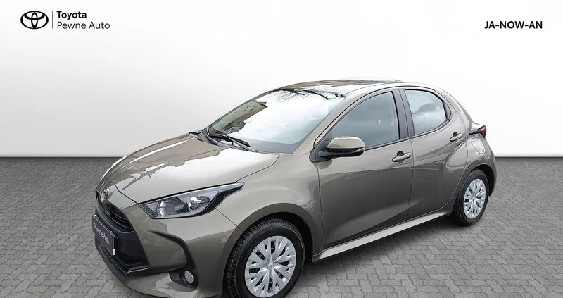 toyota yaris śląskie Toyota Yaris cena 83900 przebieg: 8050, rok produkcji 2023 z Rogoźno